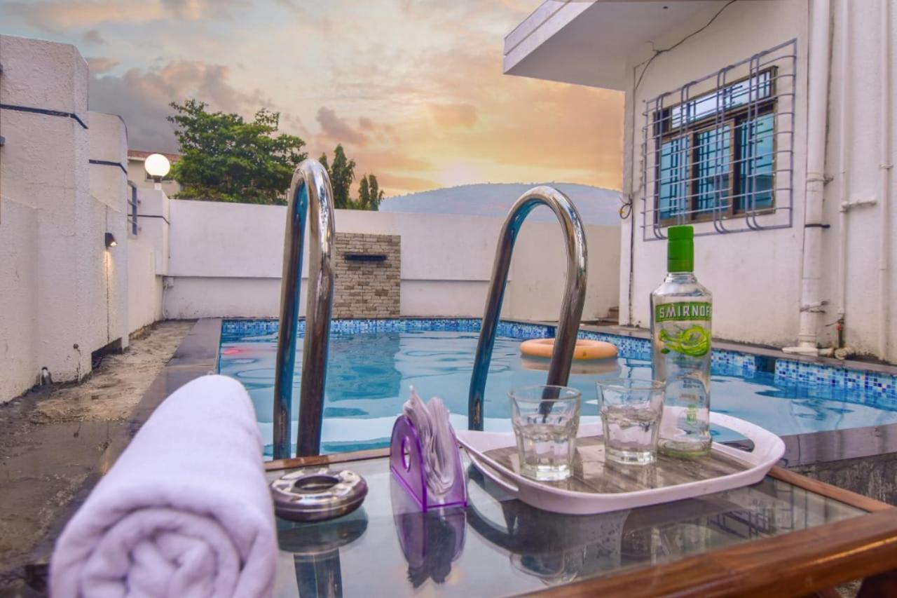 Prince Villa 3Bhk Lonavala Ngoại thất bức ảnh